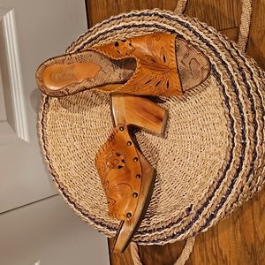 Carlos Leather Heels